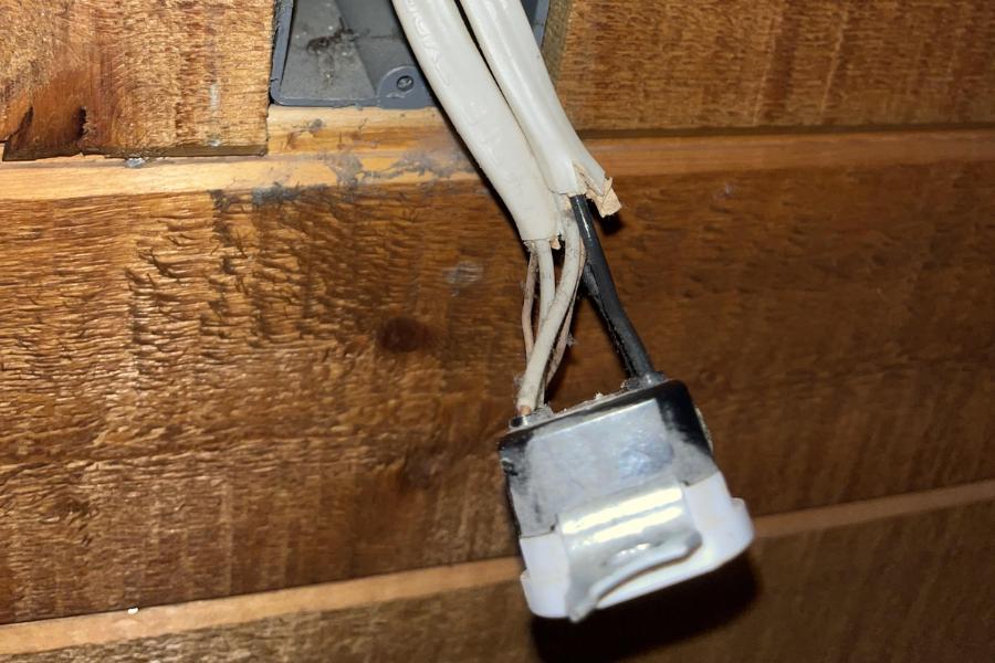 Can I Mix 14/2 and 12/2 Wire? The Complete Home Wiring Guide